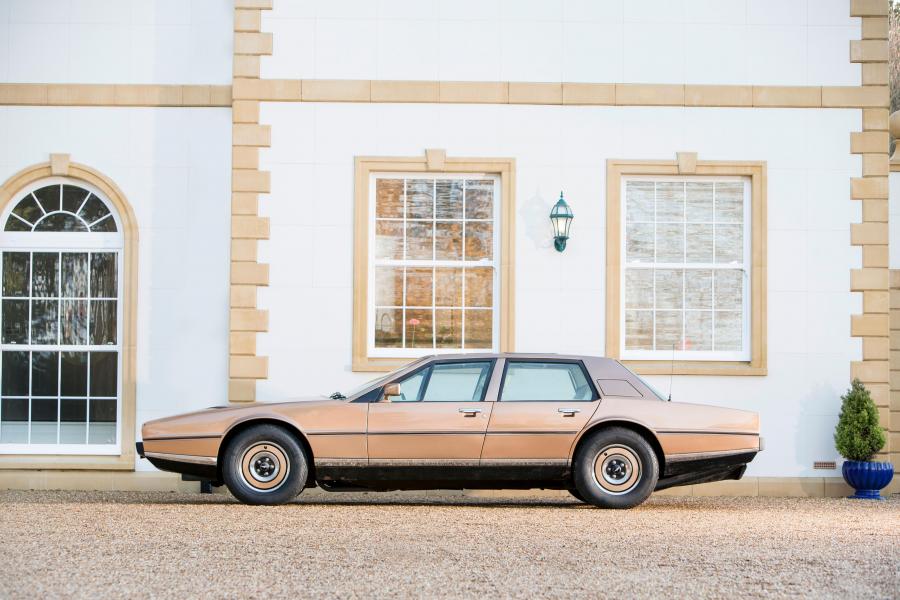 Aston Martin Lagonda 1978 года  (UK) (фото 7 из 19)